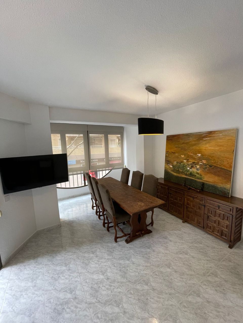 Apartment with 2 bedrooms and 1 bathroom in Calpe 200 m from the Arenal Bol beach. property recently renvated, spacious and comfortable, in a privileged place.